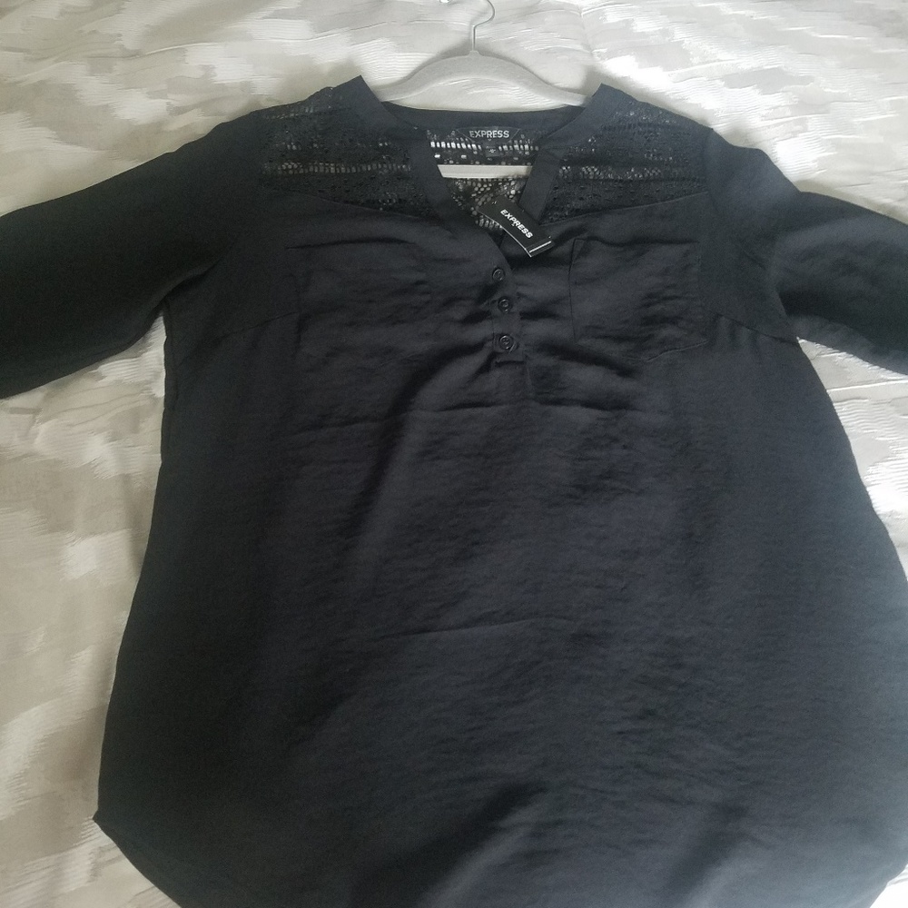 Express Blouse - Picture 4 of 4